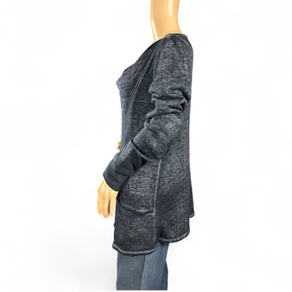 Maurices Women's Black top size medium - Picture 2 of 5